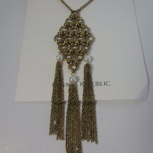 Banana Republic Antique gold Mesh Pearl Tassel necklace NWT 59
